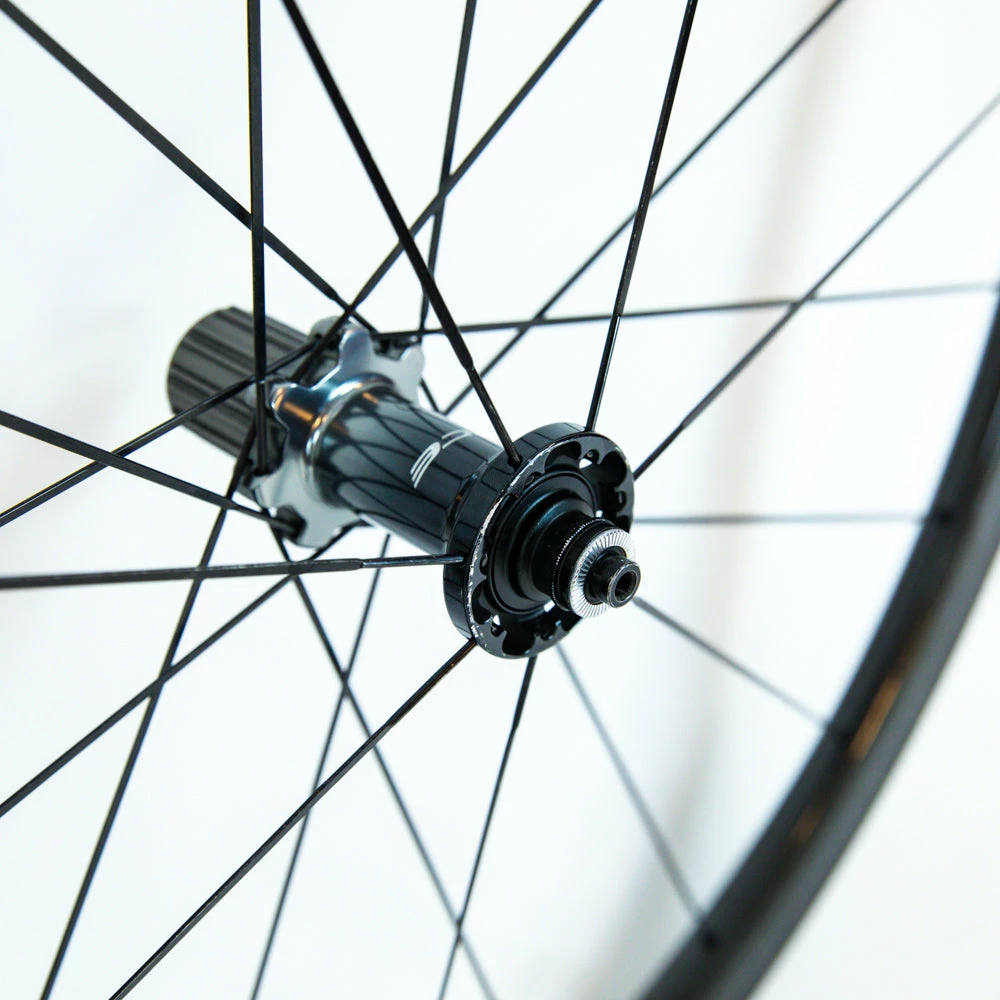 Shimano Dura-Ace C40 R9100 Tubular Wheelset - Rim Brake 6 Shimano Dura-Ace C40 R9100 Tubular Wheelset - Rim Brake - Billede 4