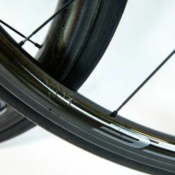 Shimano Dura-Ace C40 R9100 Tubular Wheelset - Rim Brake 25 Shimano Dura-Ace C40 R9100 Tubular Wheelset - Rim Brake -Enve Tire Salg 8T1A0398