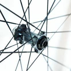 Shimano Dura-Ace C40 R9170 TL Clincher Wheelset - Disc Brake -Enve Tire Salg 8T1A0585