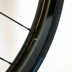 Shimano Dura-Ace C40 R9170 TL Clincher Wheelset - Disc Brake -Enve Tire Salg 8T1A0736