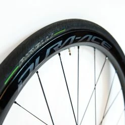 Shimano Dura-Ace C40 R9170 TL Clincher Wheelset - Disc Brake -Enve Tire Salg 8T1A0745