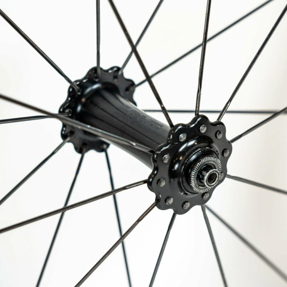 ENVE SES 5.6 AR Rear + ENVE SES 4.5 AR Front - Tubular - Wheelset - Carbon 7 ENVE SES 5.6 AR Rear + ENVE SES 4.5 AR Front - Tubular - Wheelset - Carbon - Billede 5