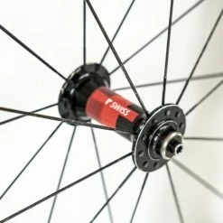 ENVE SES 5.6 AR Rear + SES 4.5 AR Front - Tubular - Wheelset - Carbon 13 ENVE SES 5.6 AR Rear + SES 4.5 AR Front - Tubular - Wheelset - Carbon -Enve Tire Salg DSC03419 f0ff2869 f04d 4231 b650 195def849abd