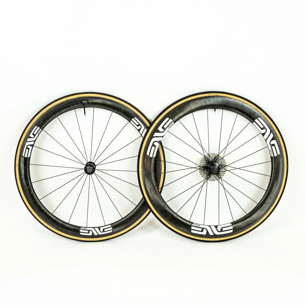 ENVE SES 5.6 AR Rear + SES 4.5 AR Front - Tubular - Wheelset - Carbon 4 ENVE SES 5.6 AR Rear + SES 4.5 AR Front - Tubular - Wheelset - Carbon - Billede 2