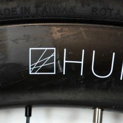 HUNT 50 Aero Disc Wheelset - Carbon - Tubeless 23 HUNT 50 Aero Disc Wheelset - Carbon - Tubeless -Enve Tire Salg DSC04088 e29dffa3 701b 4836 afb5 ad41a25ced1e