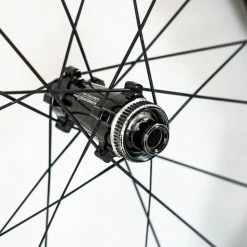 HUNT 60 Aero - Disc Wheelset - Carbon - Tubeless -Enve Tire Salg DSC04109 45ffd583 d766 4369 b1b3 efa4facc01ea