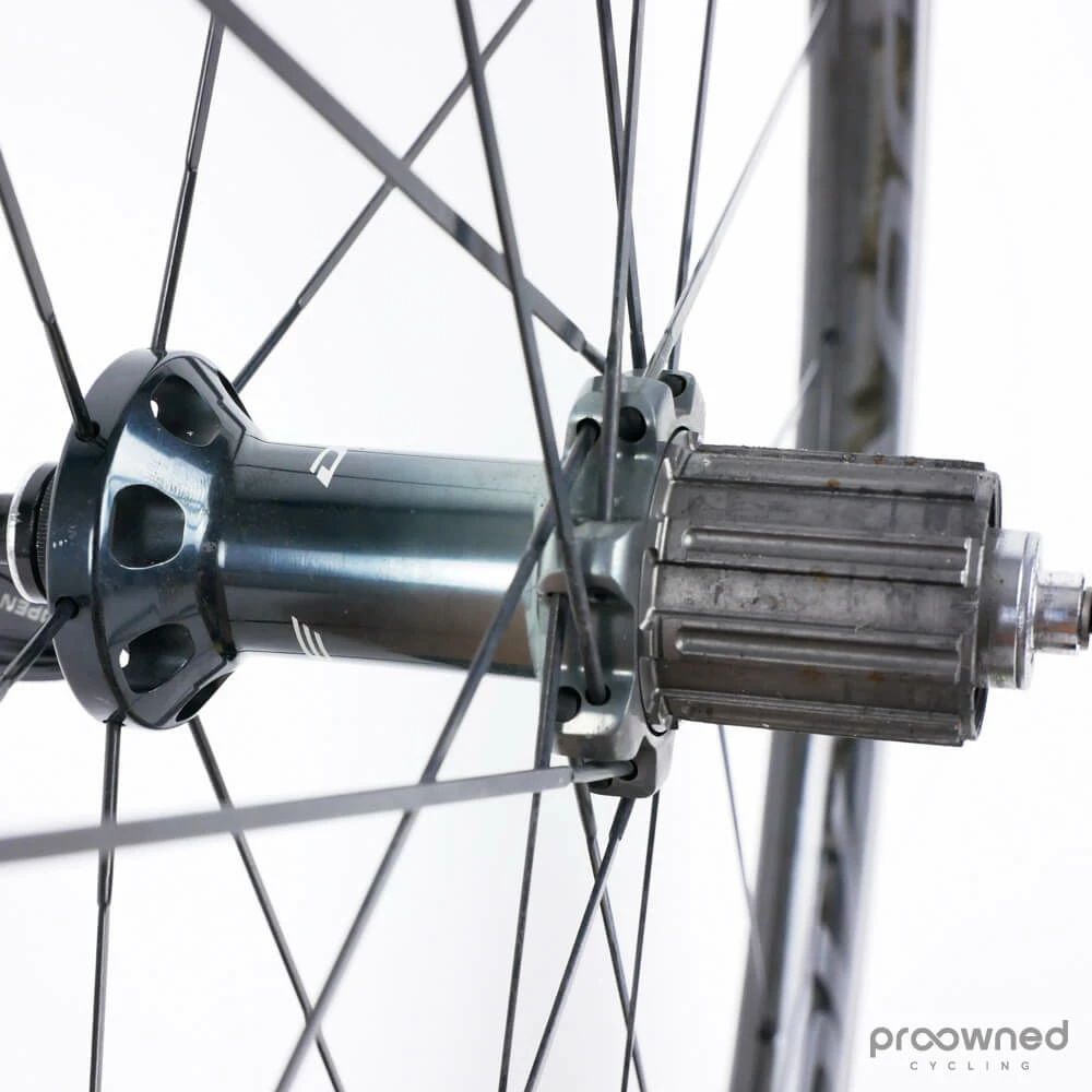 Shimano Dura-Ace WH-R9100 C40 Carbon Tubular Rim Wheelset 11 Shimano Dura-Ace WH-R9100 C40 Carbon Tubular Rim Wheelset - Billede 9