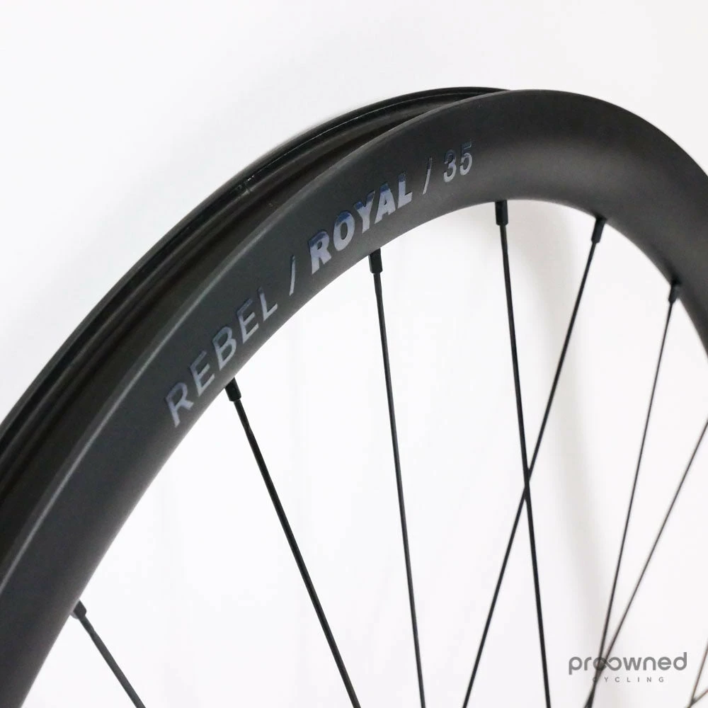 Rebel Royal 35 Disc Carbon Clincher Wheelset 8 Rebel Royal 35 Disc Carbon Clincher Wheelset - Billede 6